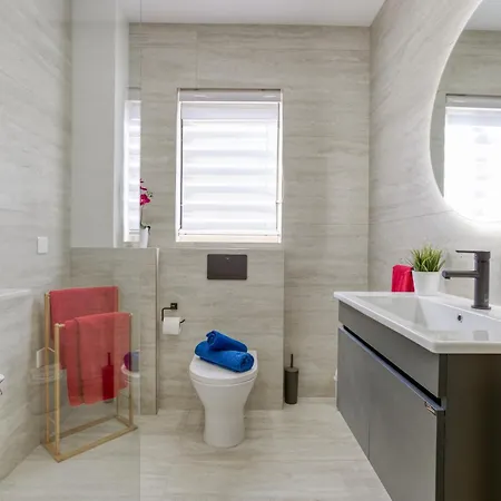 Apartment Modern 2br With Private Balcony In Swieqi By 360 Estates