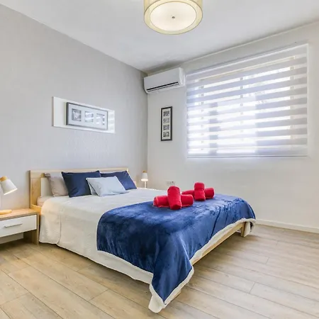Modern 2br With Private Balcony In Swieqi By 360 Estates Apartment *